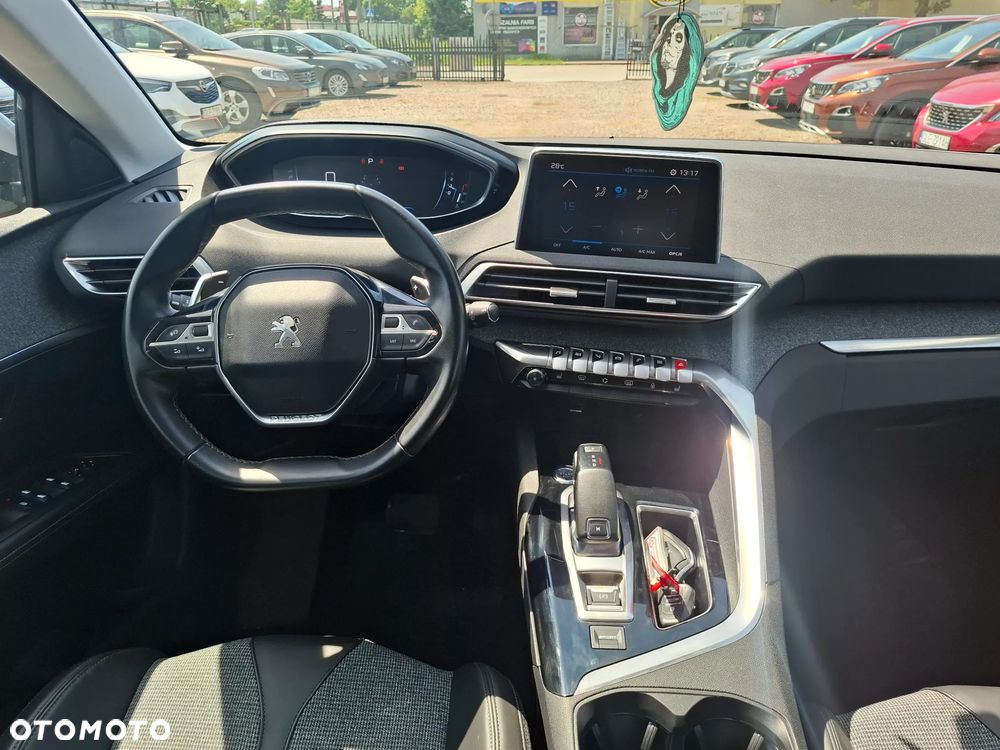 Peugeot 3008 PureTech 130 Stop & Start GPF EAT8 Allure - 18