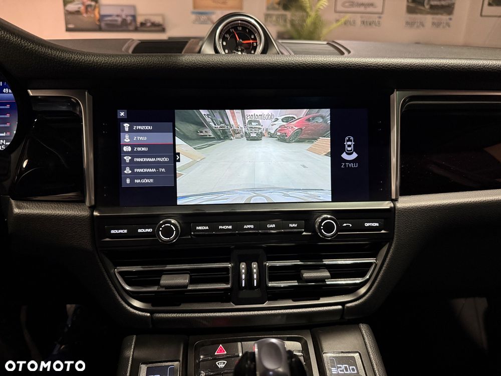 Porsche Macan S - 21