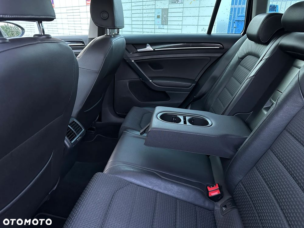 Volkswagen Golf VII 1.4 TSI BMT Highline - 19