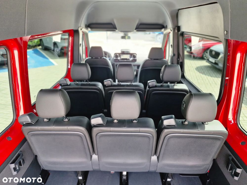 Mercedes-Benz Sprinter Standard PRO 907.233 - 12