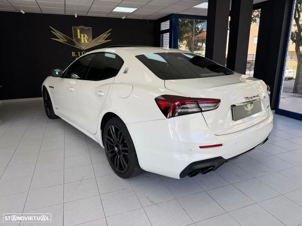 Maserati Ghibli GT Hybrid - 22