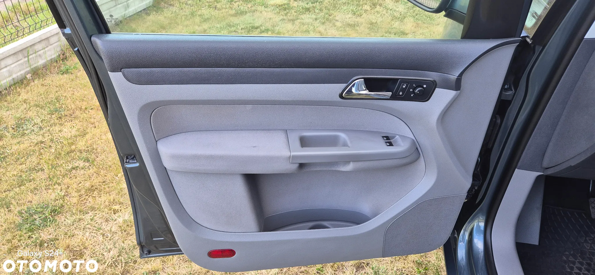 Volkswagen Caddy 1.6 Familie (5-Si.) - 9