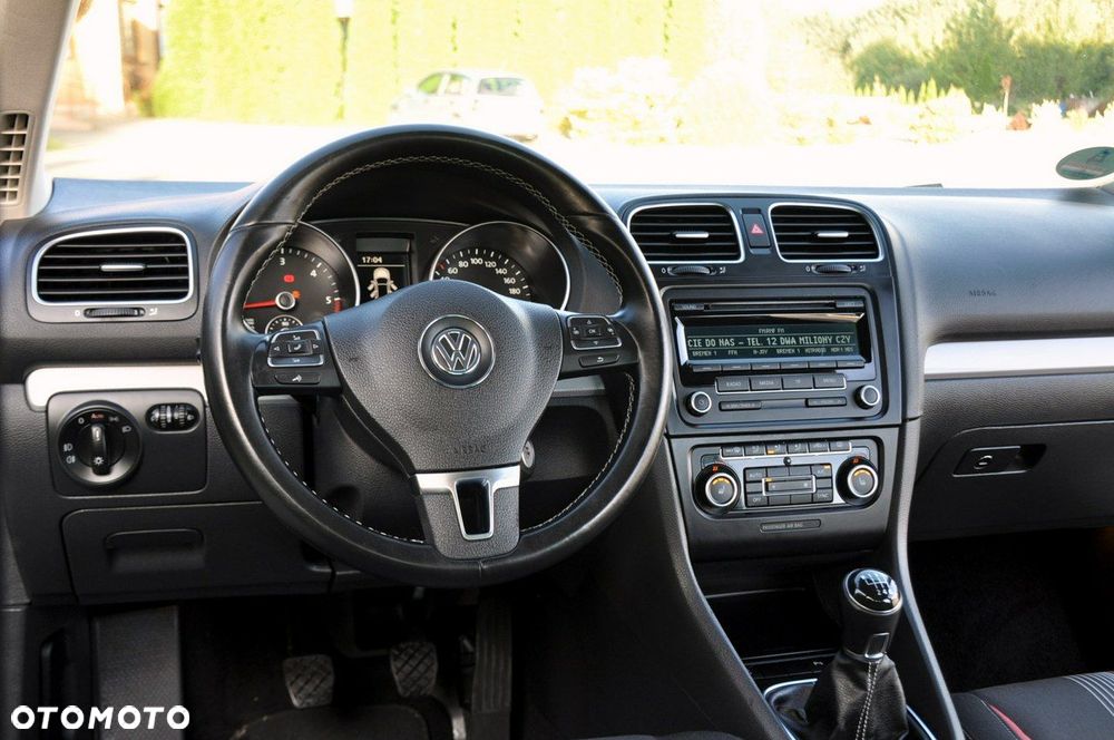 Volkswagen Golf - 30