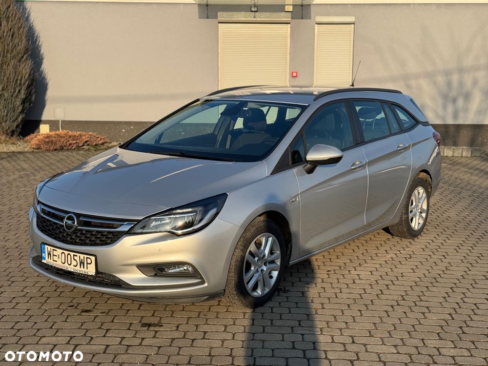 Opel Astra 1.6 CDTI Enjoy - 3