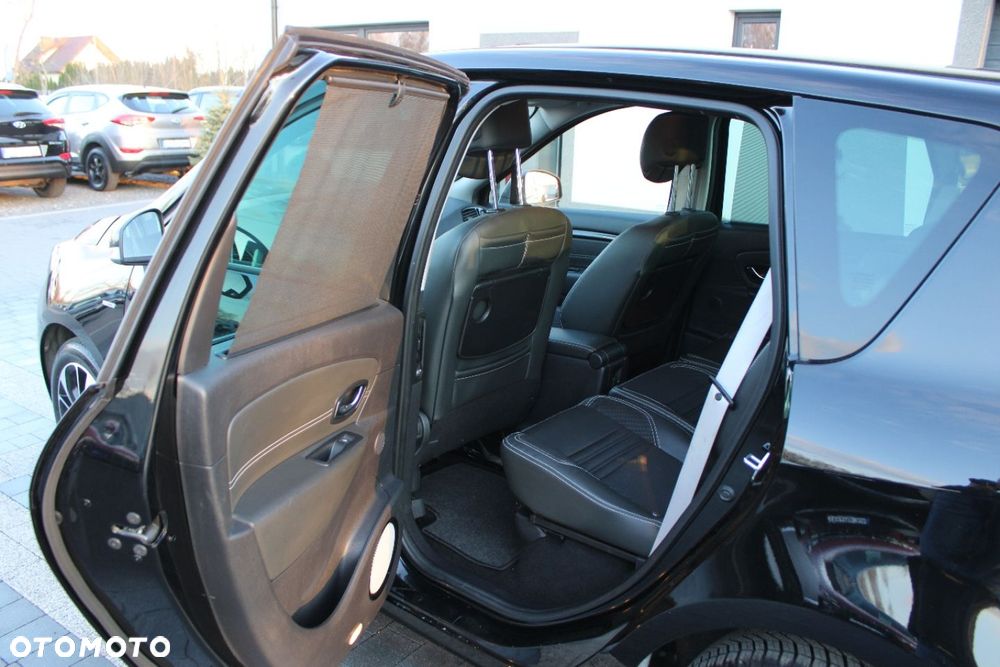 Renault Grand Scenic - 21