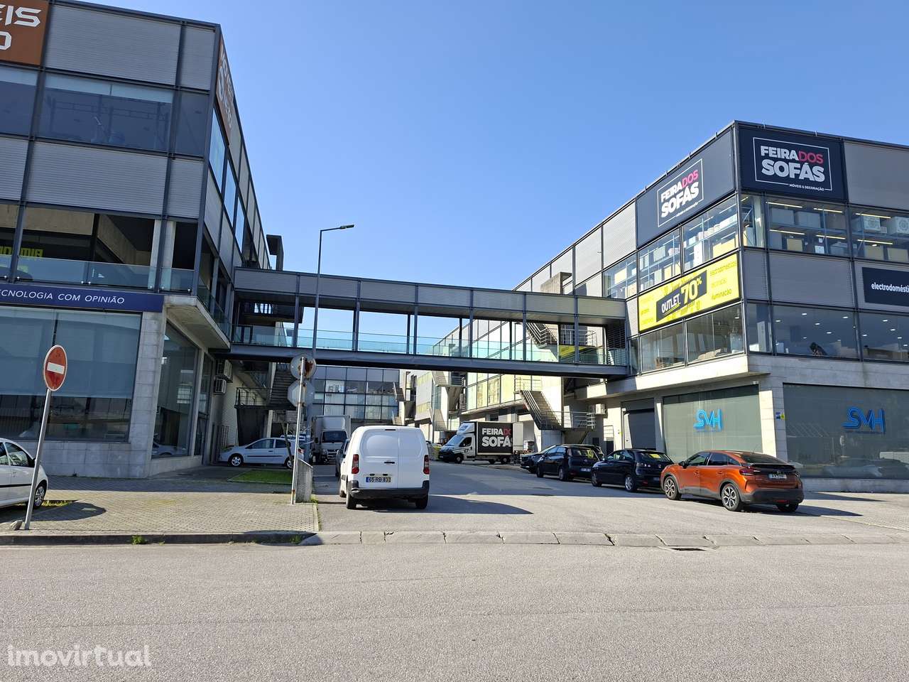 Excelente armazém 600 m2 na saída da A42, Seroa, Paços de Ferreira - Grande imagem: 2/4