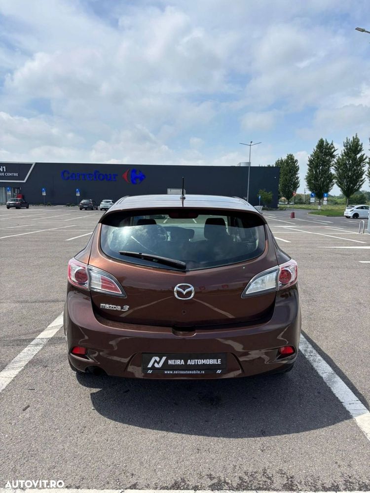 Mazda 3 - 7