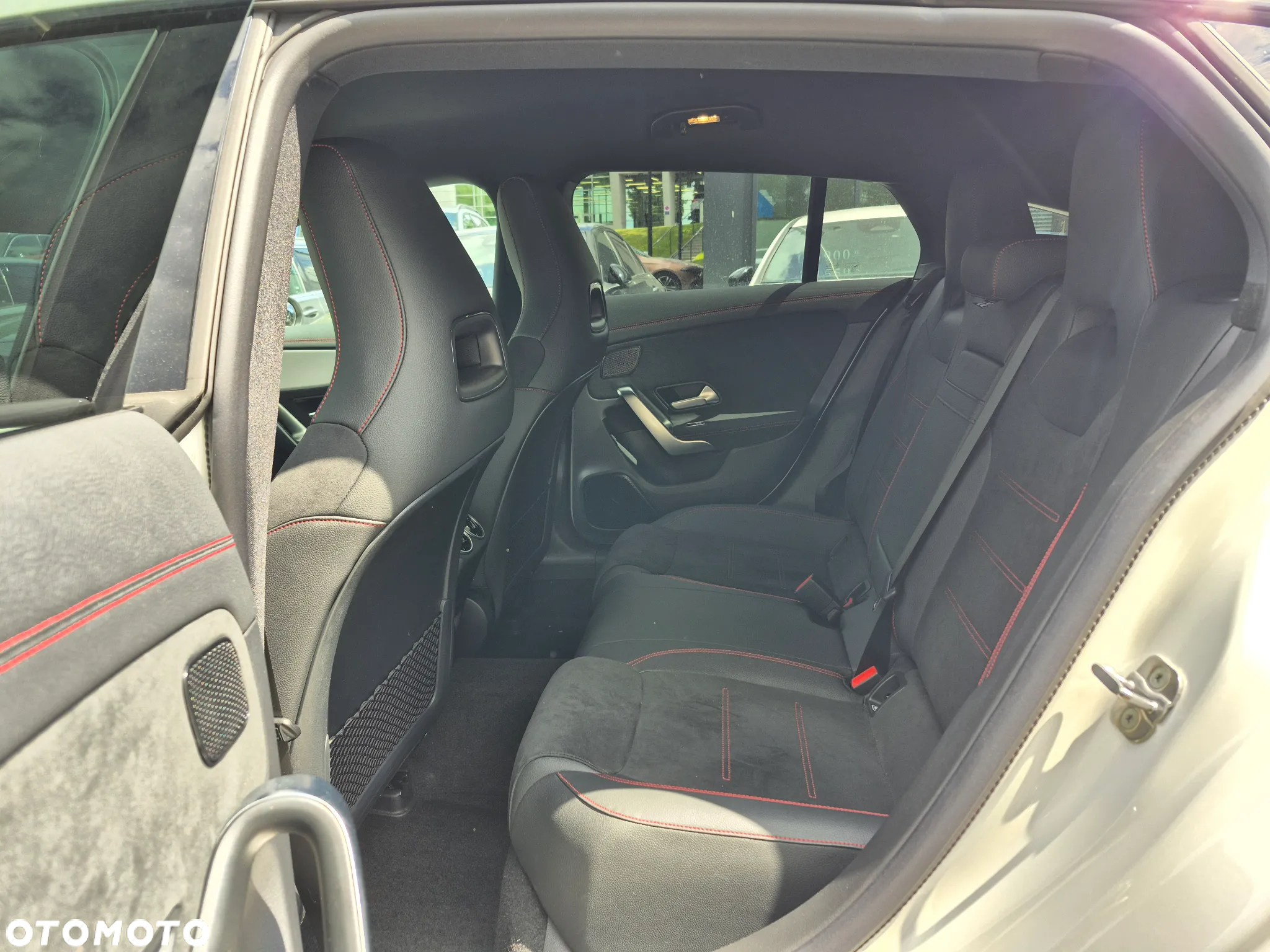 Mercedes-Benz CLA 200 AMG Line 7G-DCT - 24