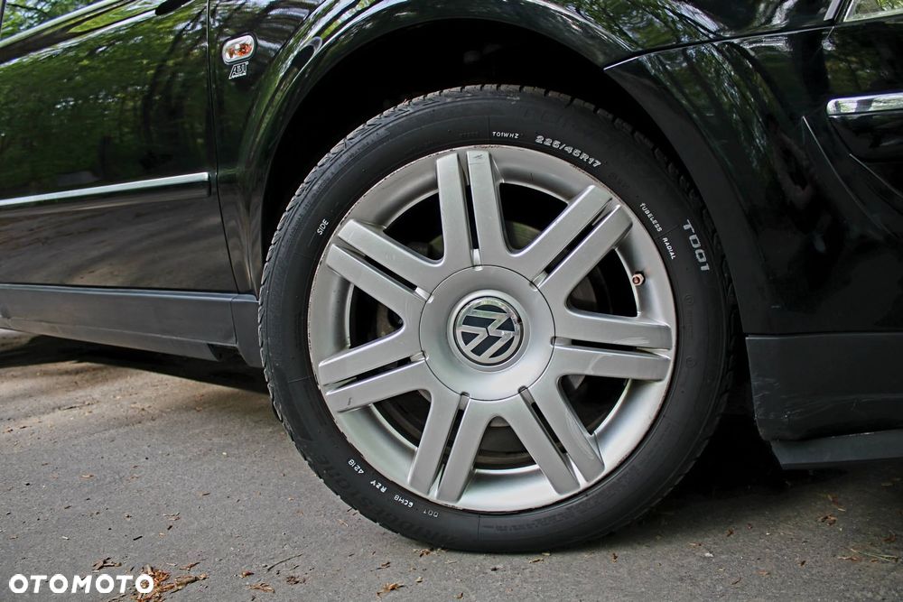 Volkswagen Passat 1.9 TDI Highline Tiptr - 14