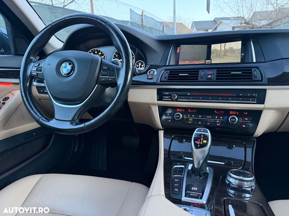 BMW Seria 5 535i xDrive - 11