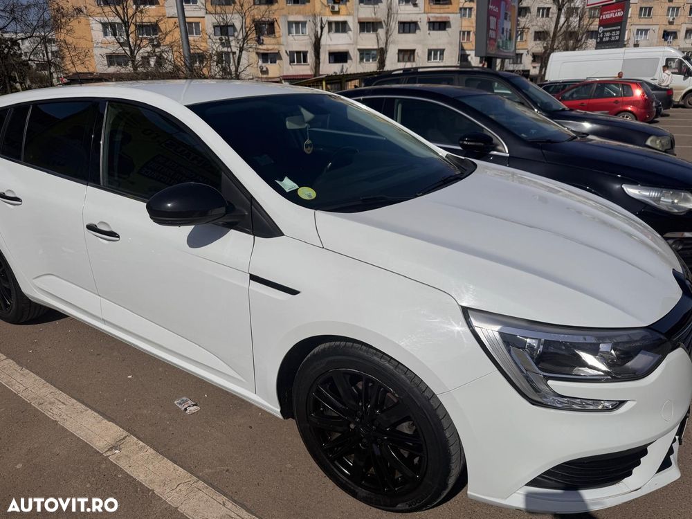 Renault Megane 1.5 dCi Pro - 1