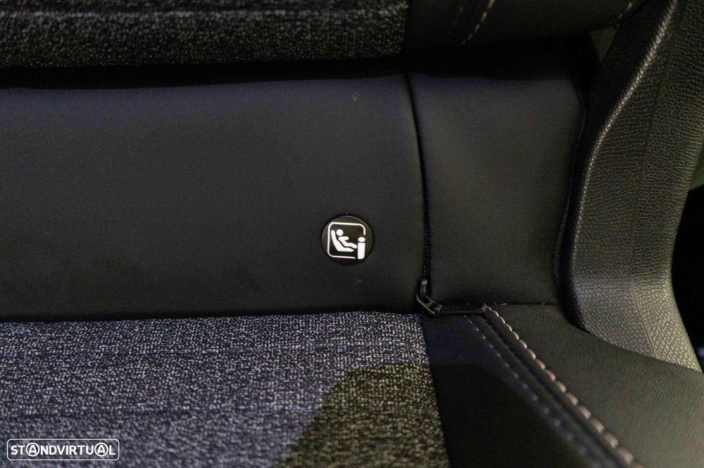 Peugeot 5008 1.2 Hybrid Allure e-DCS6 - 12