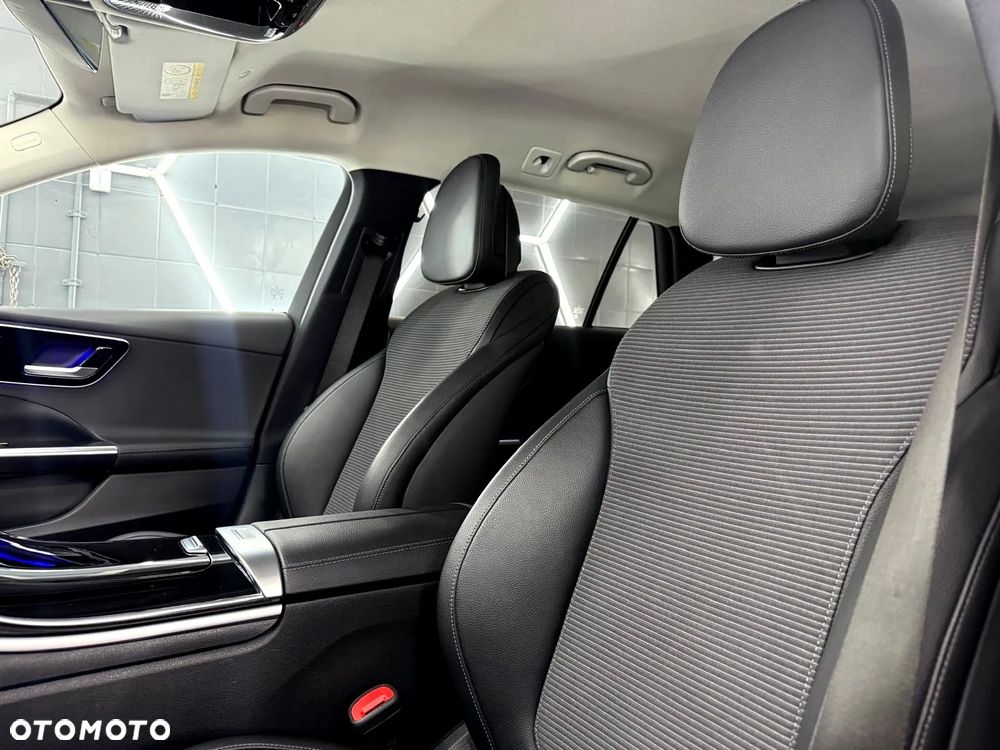 Mercedes-Benz Klasa C 300 e 9G-TRONIC Avantgarde - 25