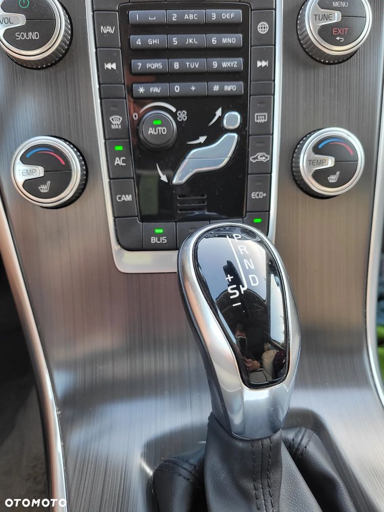 Volvo XC 60 - 13