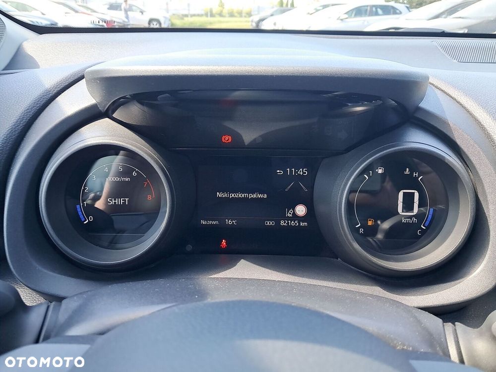 Toyota Yaris - 24