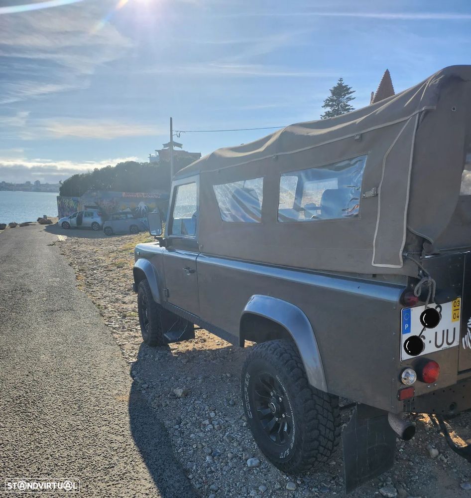 Land Rover Defender 90 2.5 Td5 E - 6