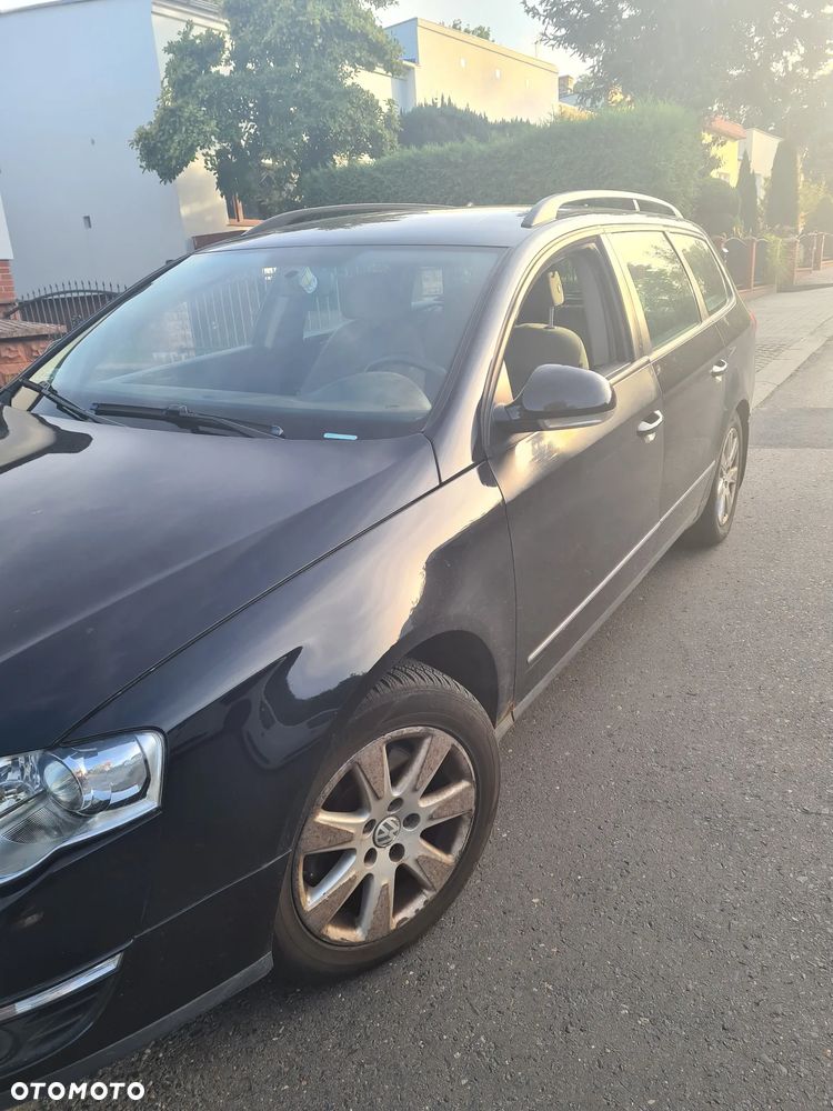 Volkswagen Passat 2.0 TDI Comfortline DSG - 1