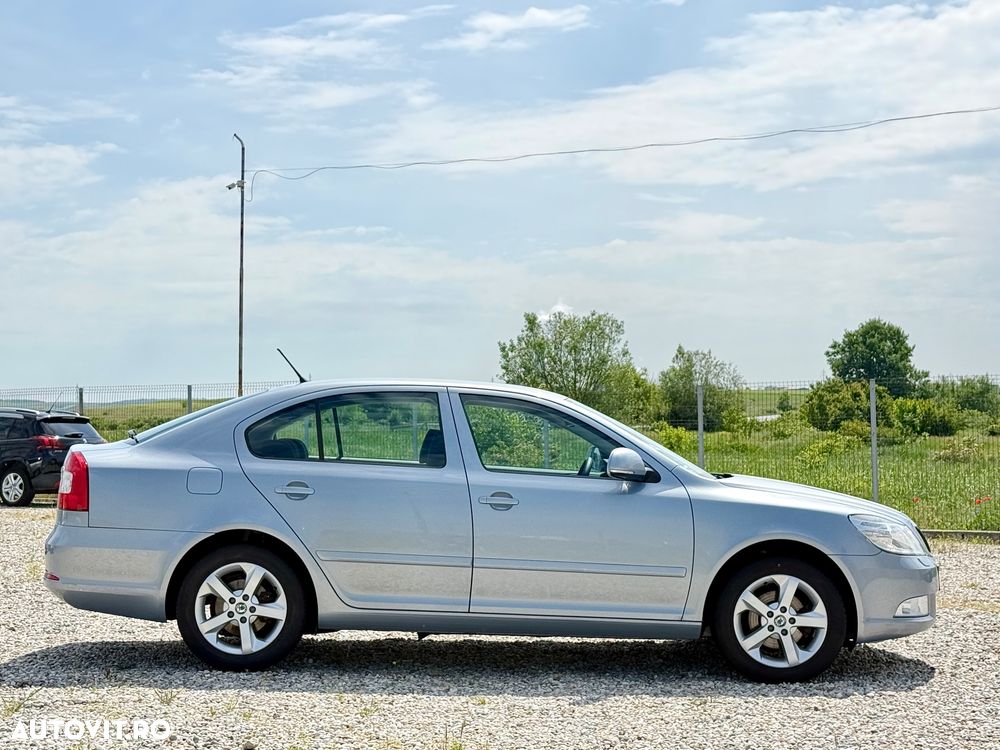 Skoda Octavia 1.4 TSI DSG FAMILY - 11