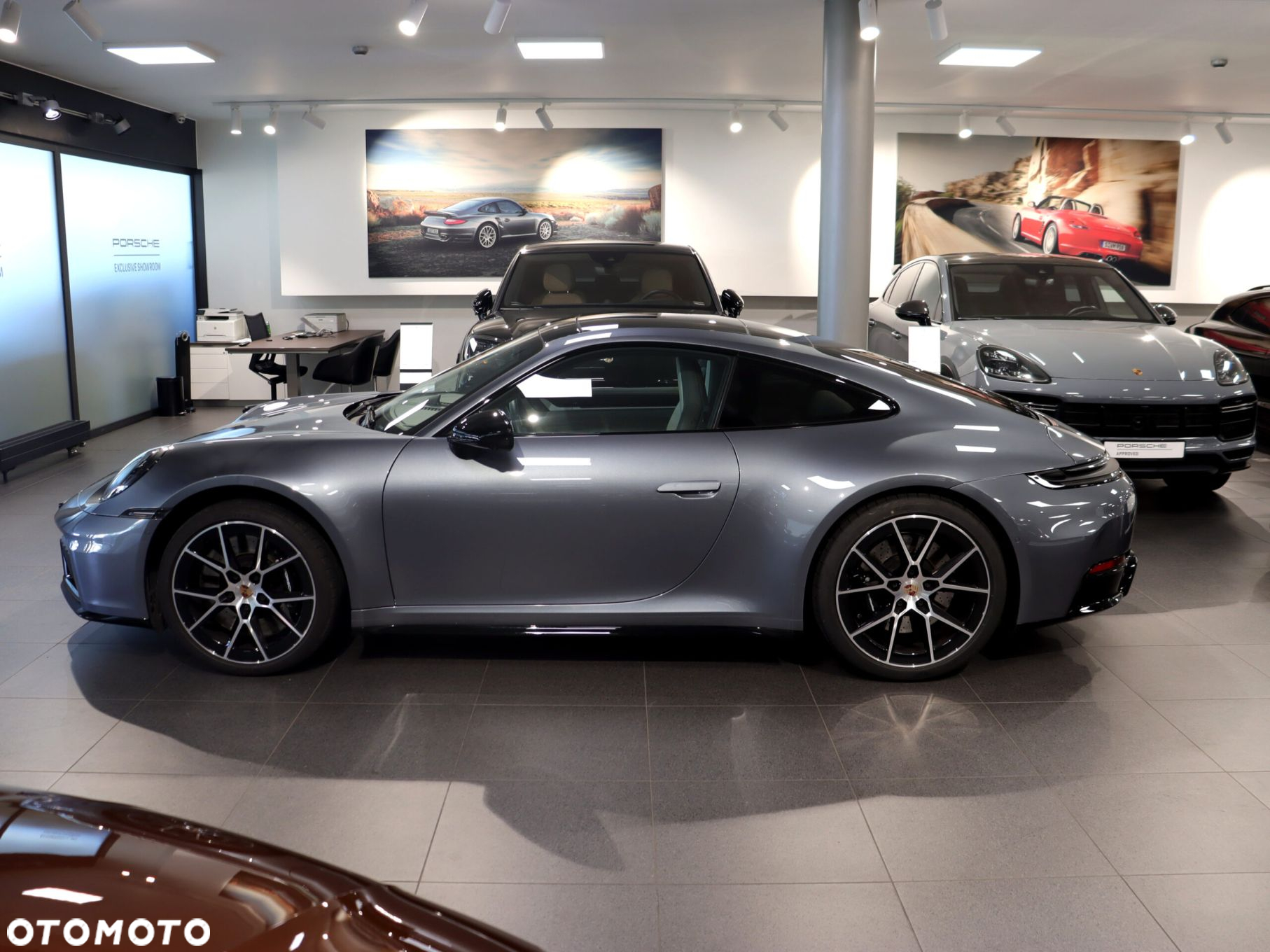 Porsche 911 Carrera 4 GTS PDK - 2