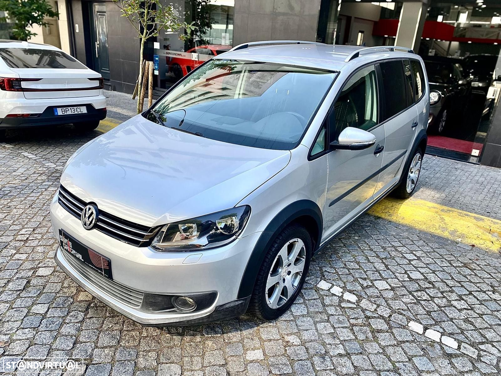 VW Touran 1.4 TSI EcoFuel DSG Comfortline - 2