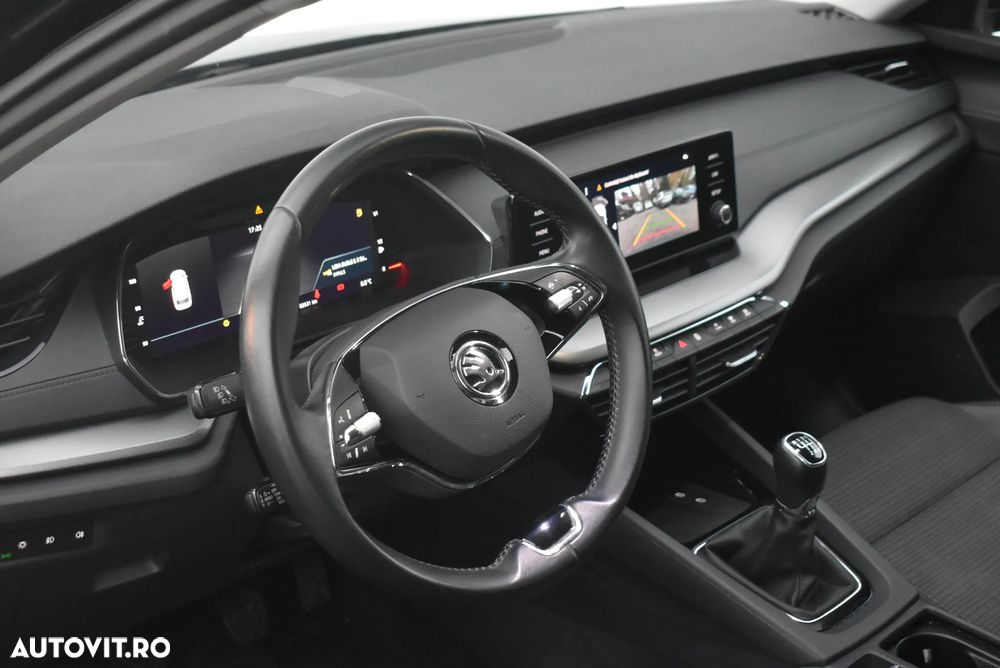 Skoda Octavia Combi 2.0 TDI Ambition - 10