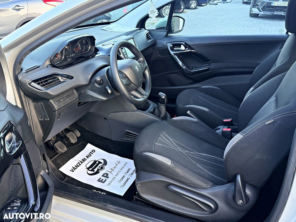Peugeot 208 PureTech 110 Stop & Start Active - 9