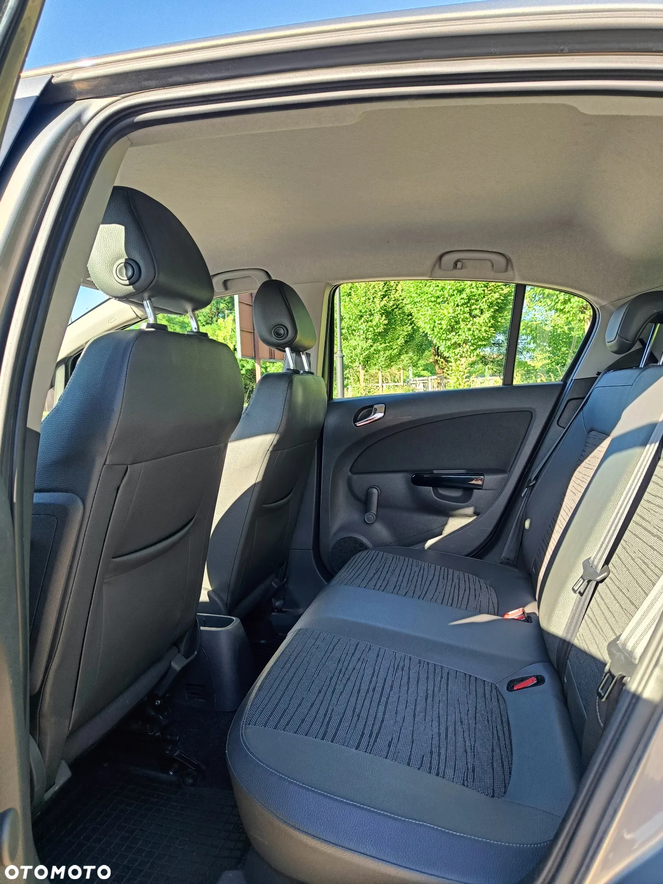 Opel Corsa 1.4 16V Graphite - 13