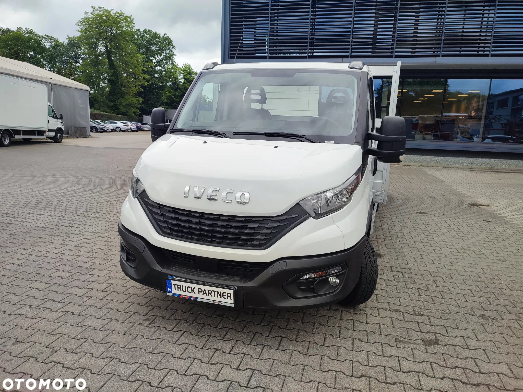 Iveco Daily 35 // bliźniak // skrzynia otwarta 5 m - 3
