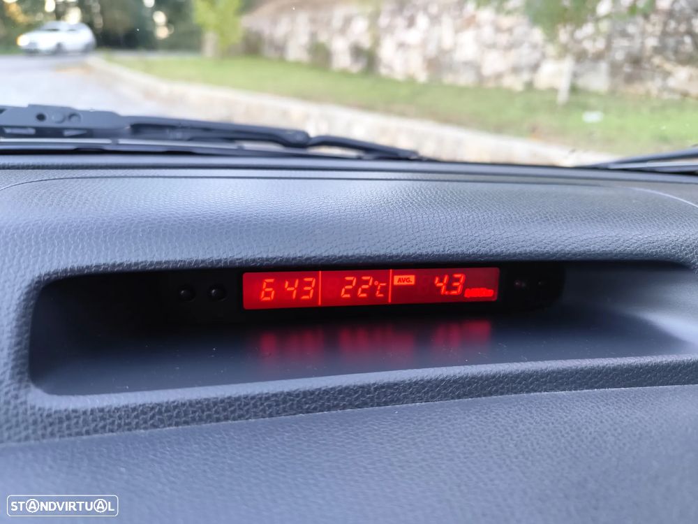 Suzuki Swift 1.3 DDiS Quiksilver - 15