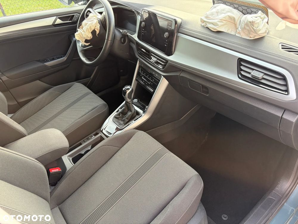 Volkswagen T-Roc - 6