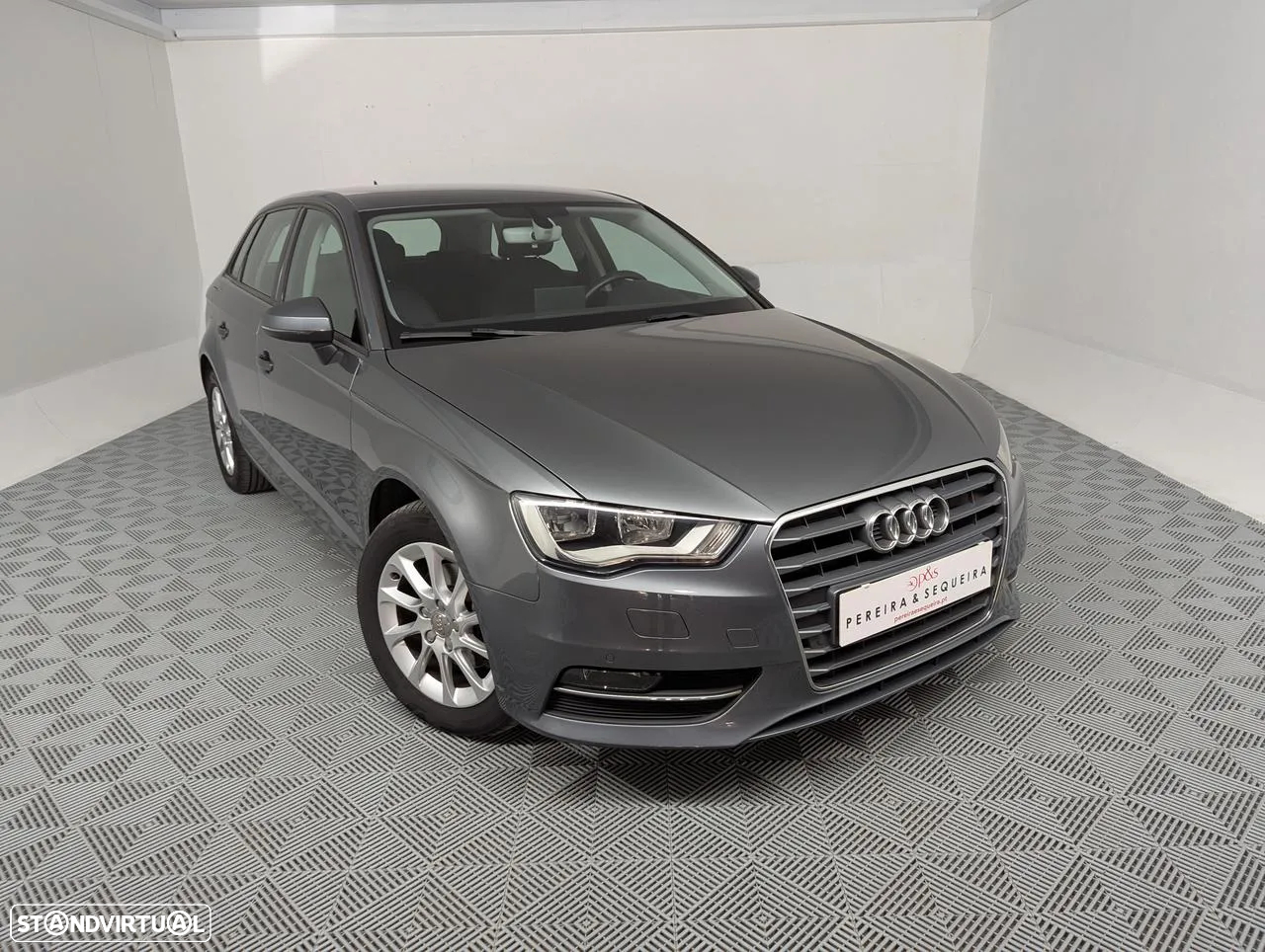 Audi A3 Sportback 1.6 TDI Attraction - 2