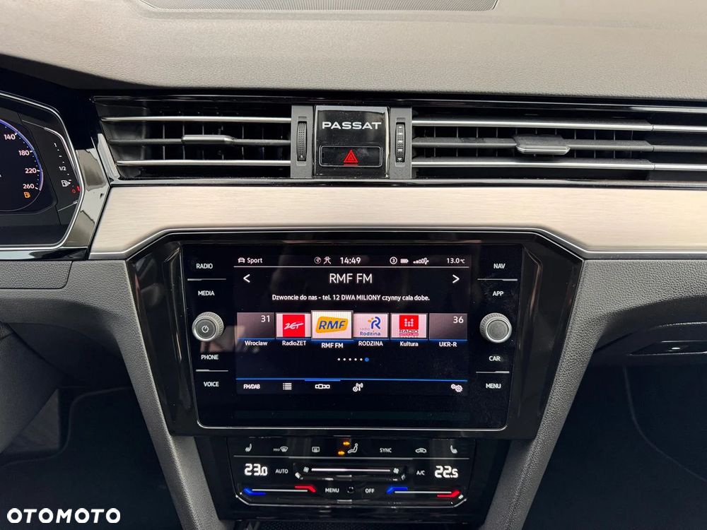 Volkswagen Passat Variant 2.0 TDI SCR Elegance DSG - 25