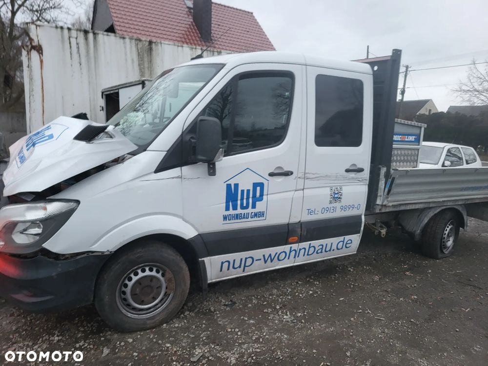 Mercedes-Benz Sprinter - 16