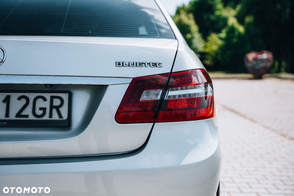 Mercedes-Benz Klasa E 350 BlueTec - 16