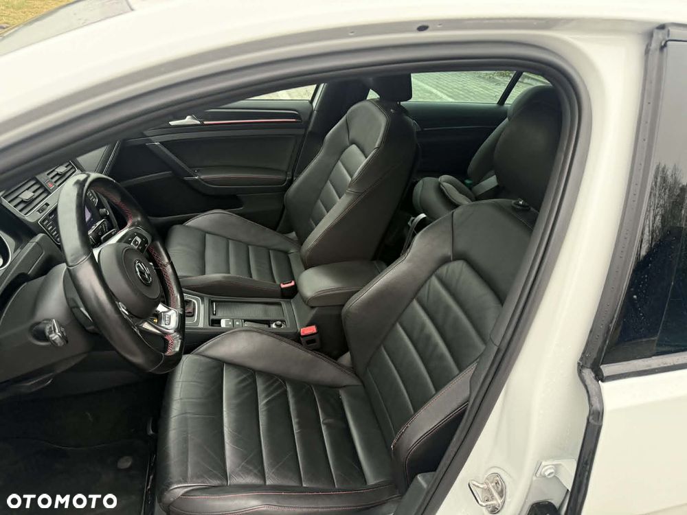 Volkswagen Golf GTI Performance BlueMotion Technology DSG - 15