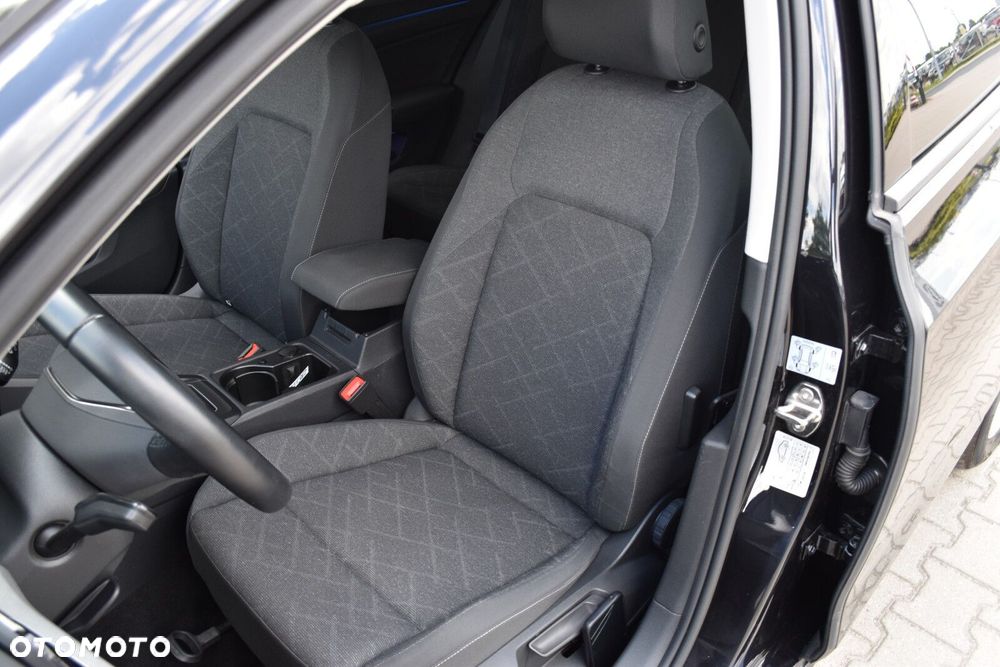 Volkswagen Golf 1.5 TSI EVO Life - 25