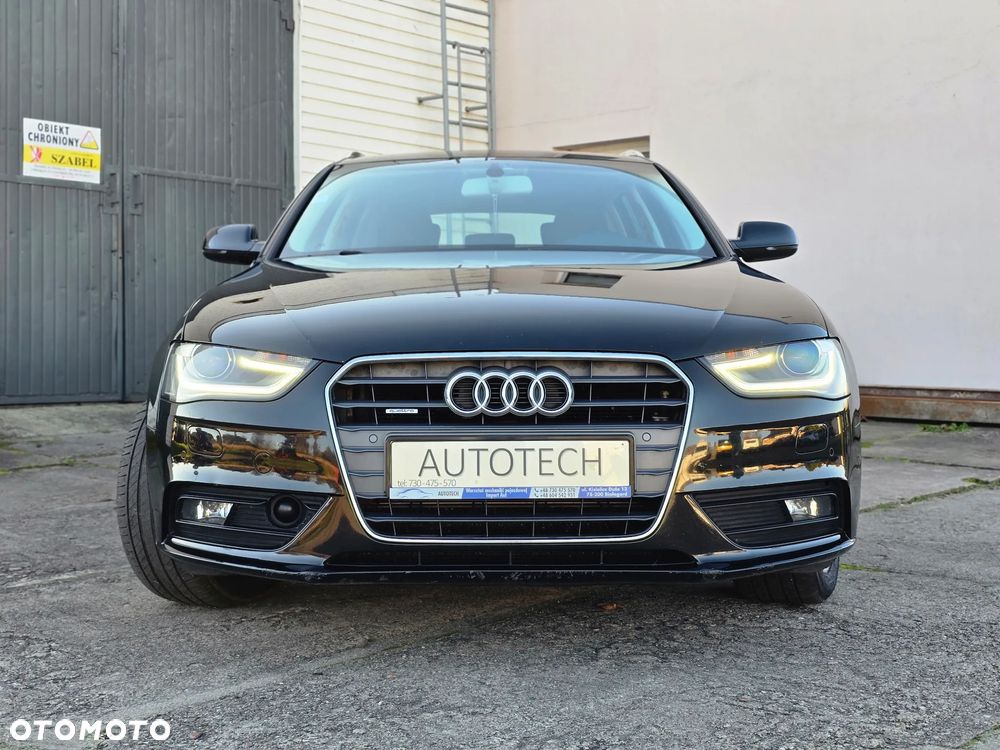 Audi A4 Avant 2.0 TDI Quattro Design S tronic - 3