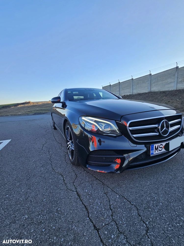 Mercedes-Benz E 220 d 9G-TRONIC AMG Line - 1