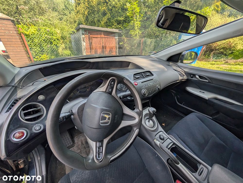Honda Civic 1.4 Base - 9