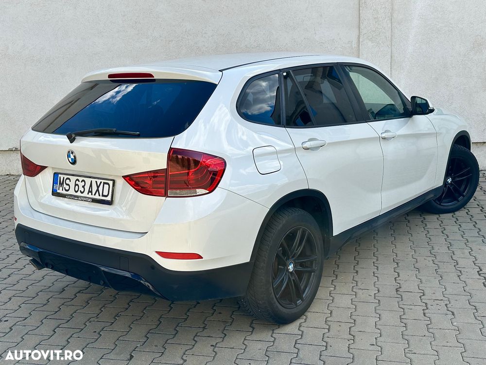 BMW X1 xDrive20d Aut. Sport Line - 3