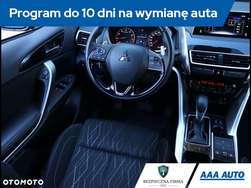 Mitsubishi Eclipse Cross - 8