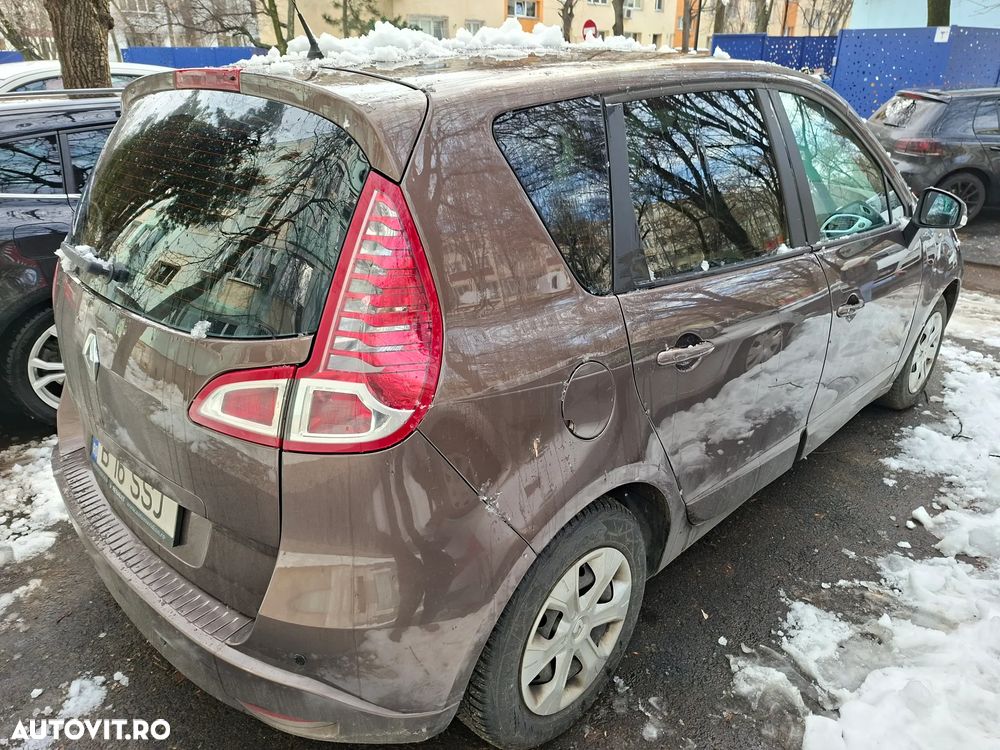 Renault Scenic - 13