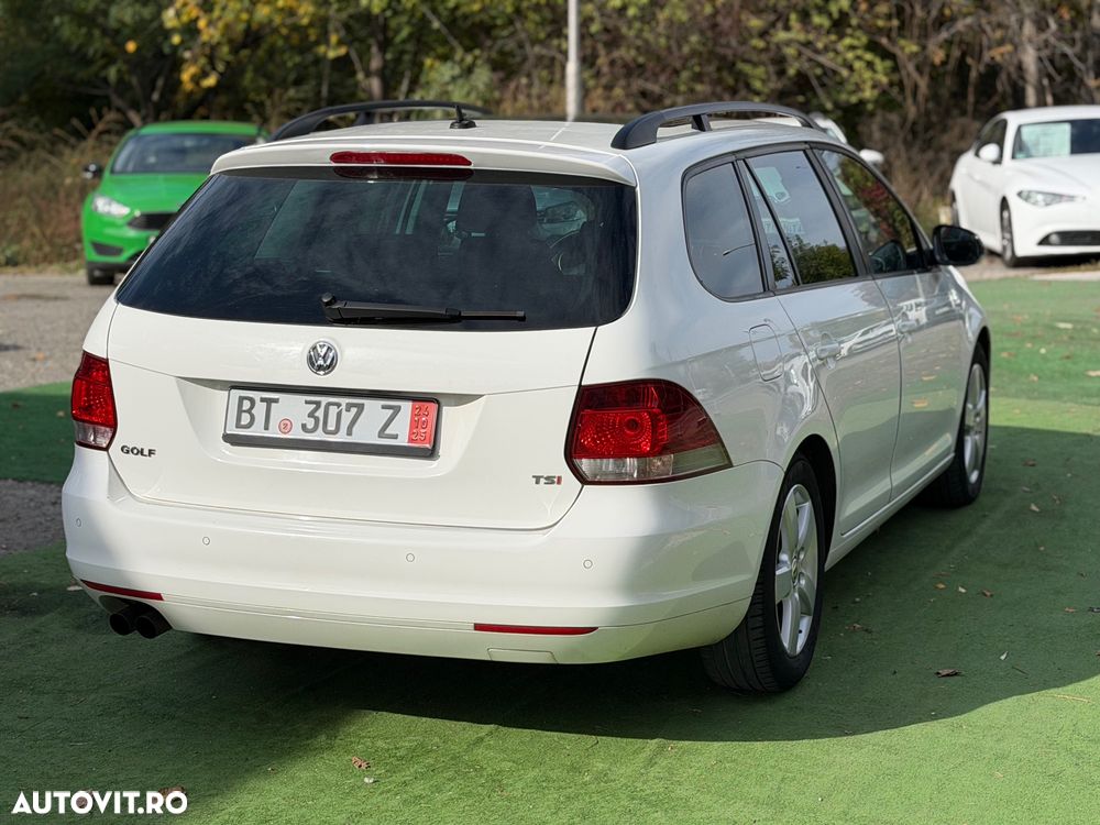 Volkswagen Golf - 11