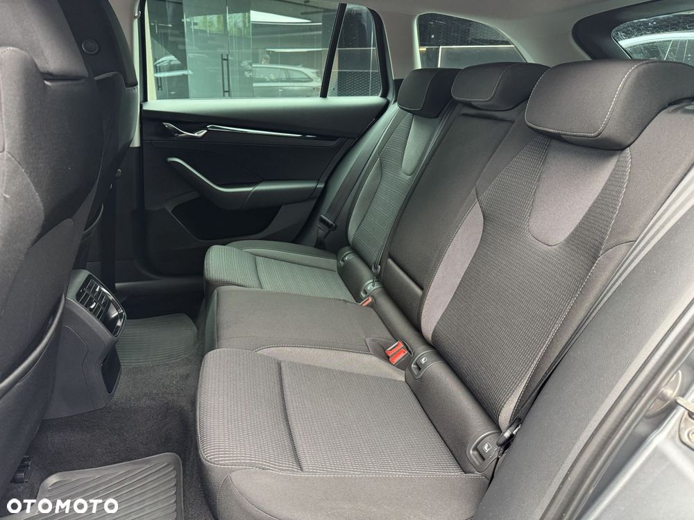 Skoda Octavia 2.0 TDI Ambition DSG - 15