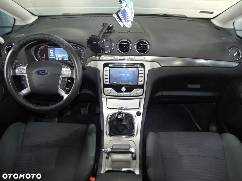 Ford S-Max - 6