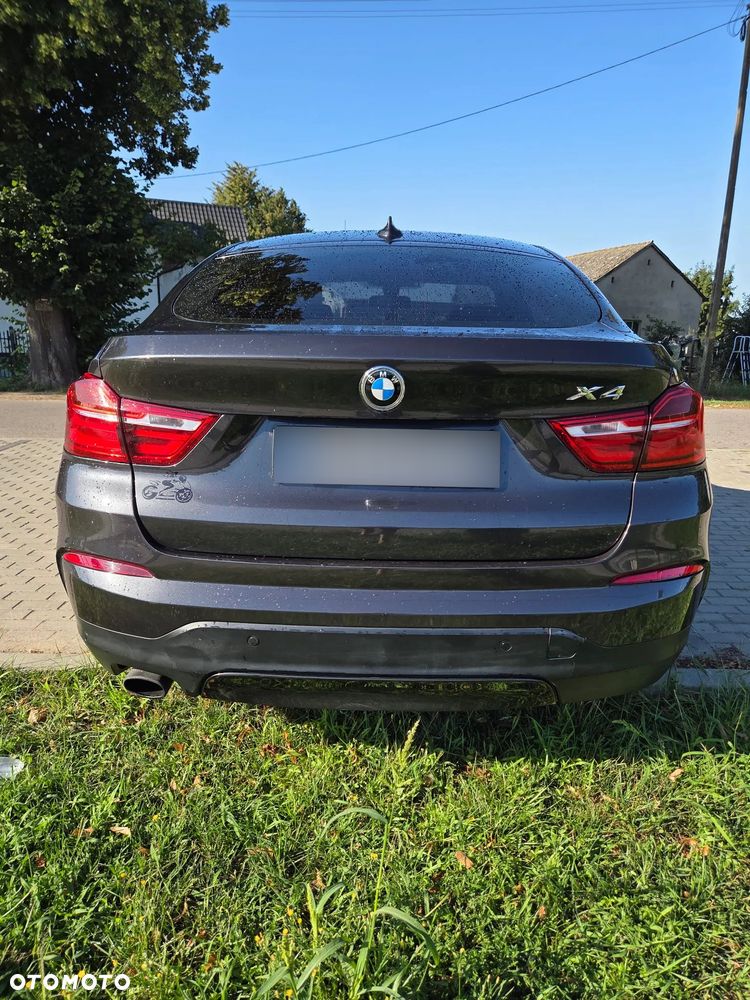 BMW X4 xDrive20d - 9