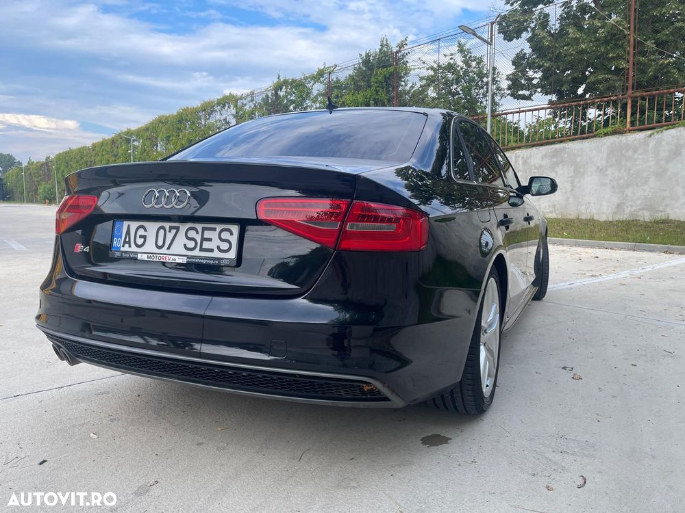 Audi A4 Limuzina 2.0 TDI - 13