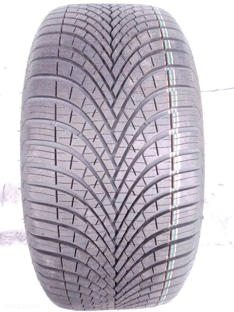 Dunlop ALLSEASON 2 235/45 R17 97Y 2024 - 1