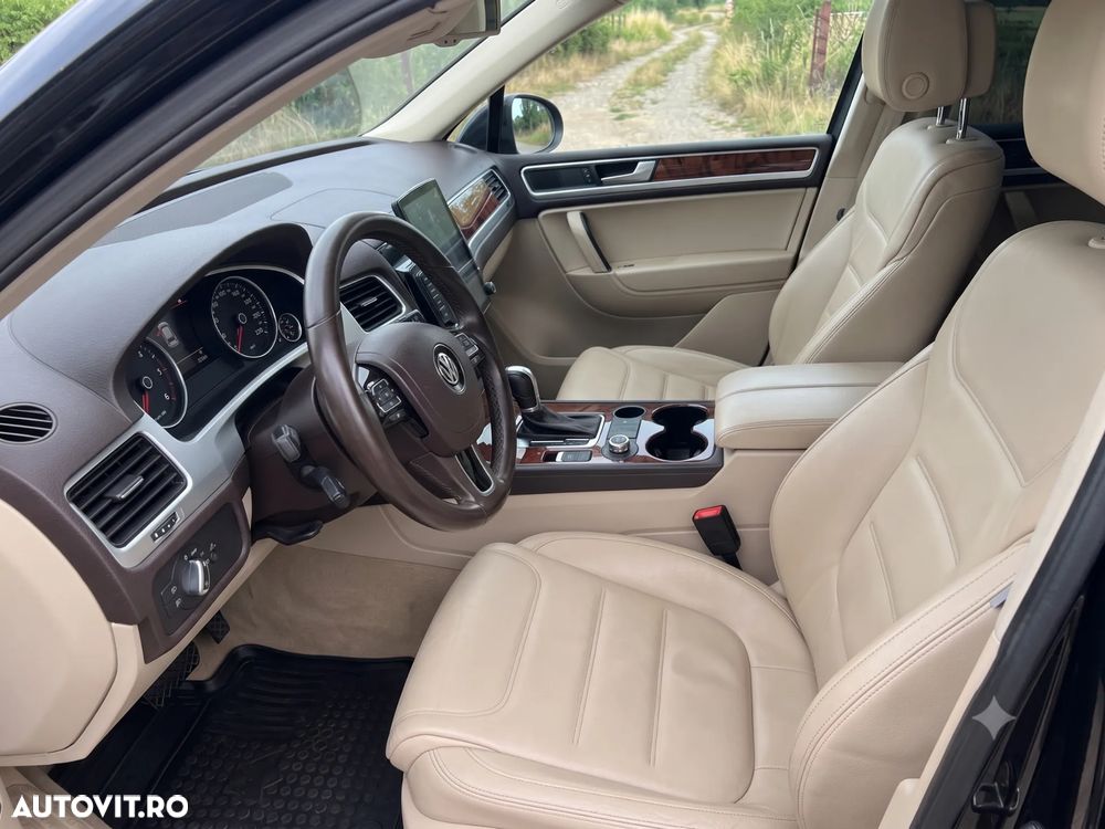 Volkswagen Touareg 3.0 V6 TDI BMT - 3
