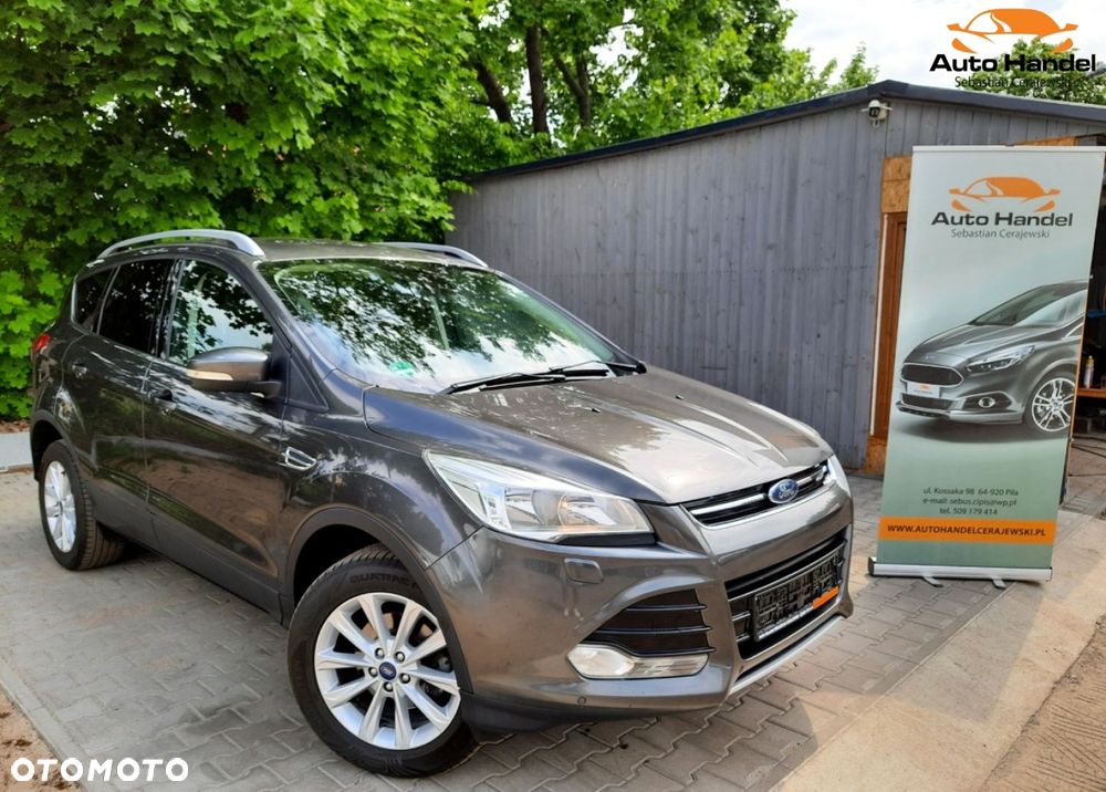 Ford Kuga 1.5 EcoBoost 2x4 Titanium - 2